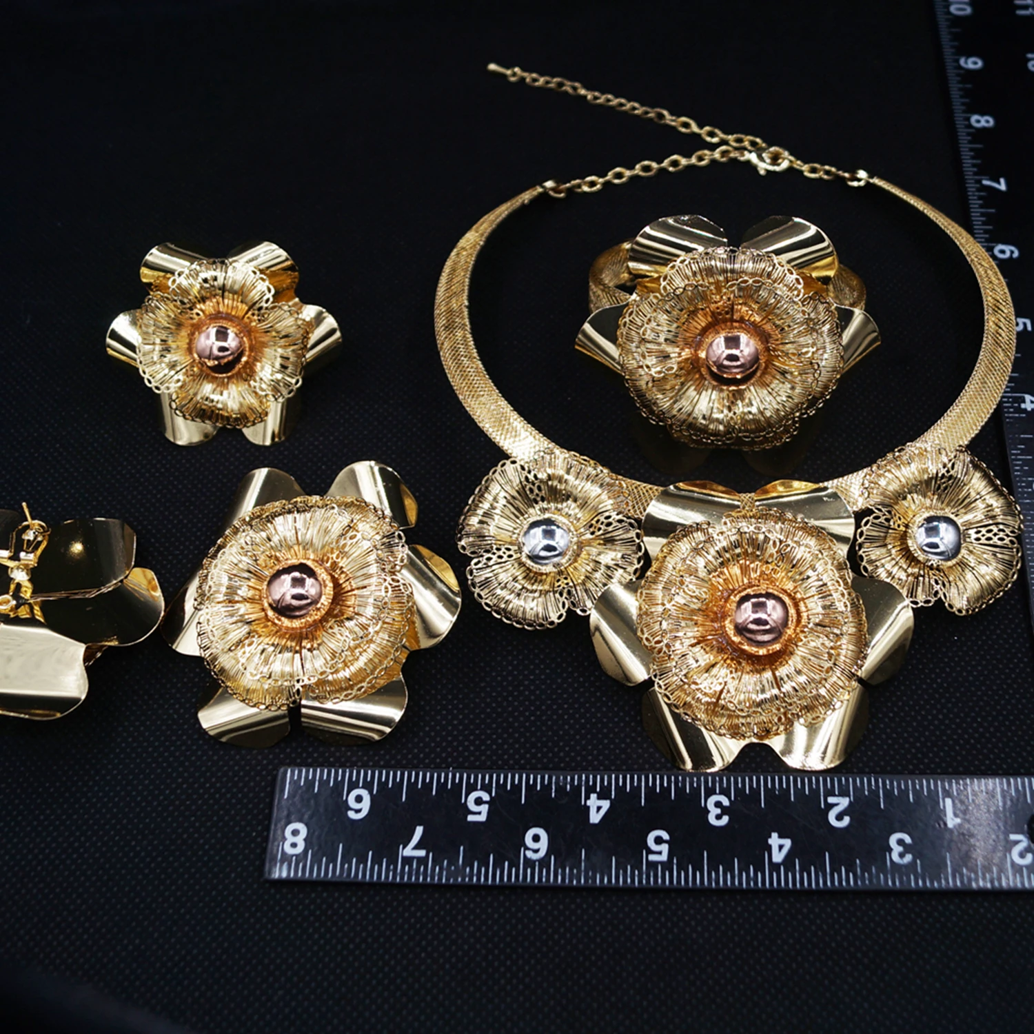 4 шт. ювелирные изделия Yulaili с изображением цветка из Дубая 18 к позолоченные