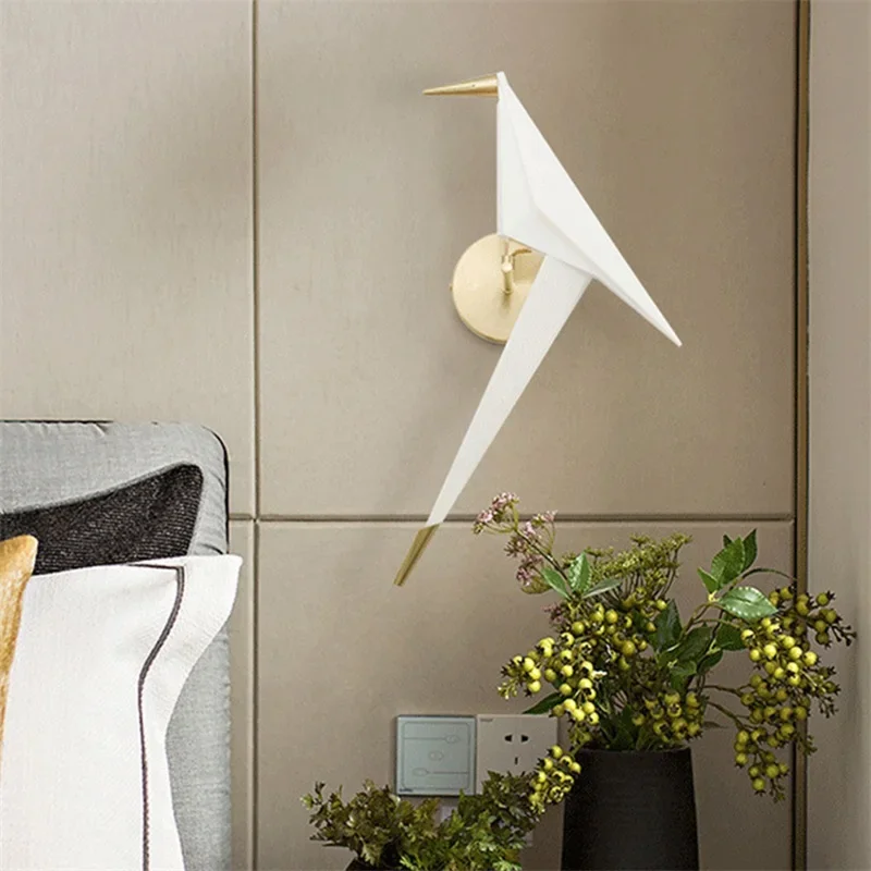 KARLOS Настенный светильник в скандинавском стиле с изображением птицы