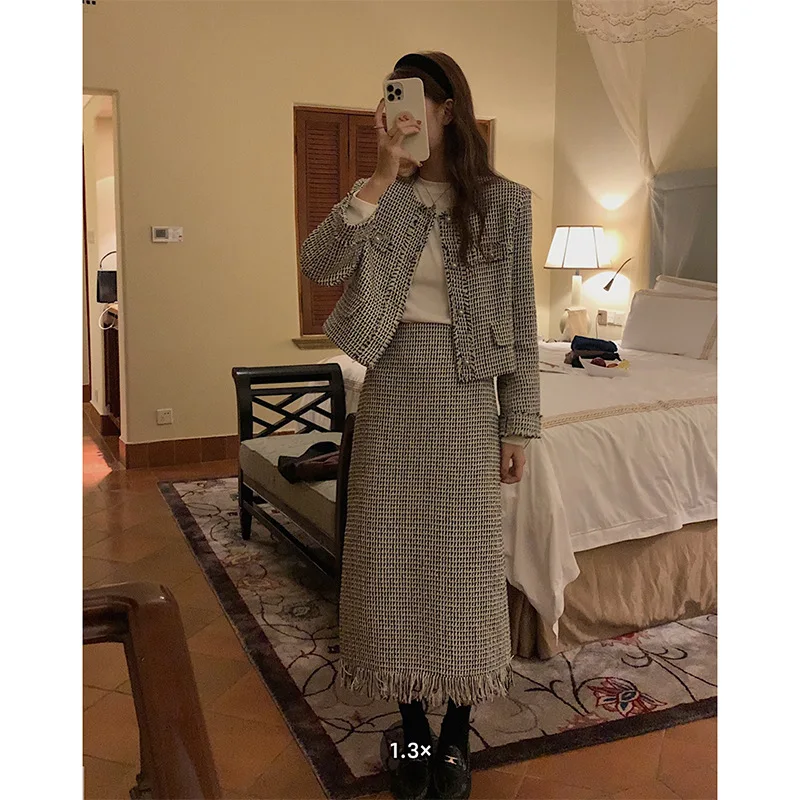 

Commuter Round Neck Vintage Suit Leisure Fashion Long Sleeve Dress High Waist Buttock Tassels A Line Sweet Skirt 2022 Autumn New