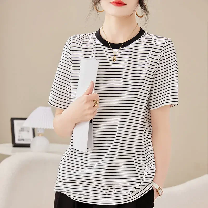 Женская полосатая футболка классический летний новый стиль с v-образным вырезом