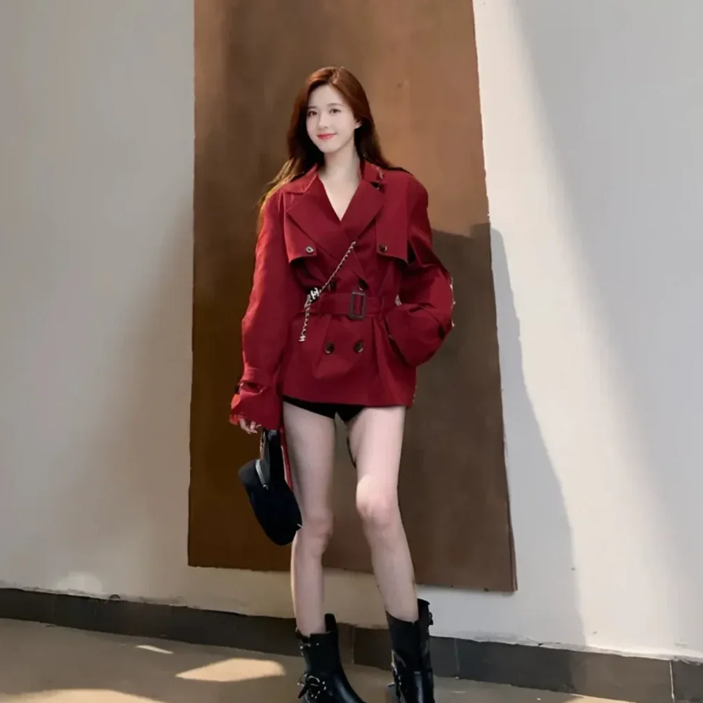 2024 Женская красная куртка с поясом элитный дизайн