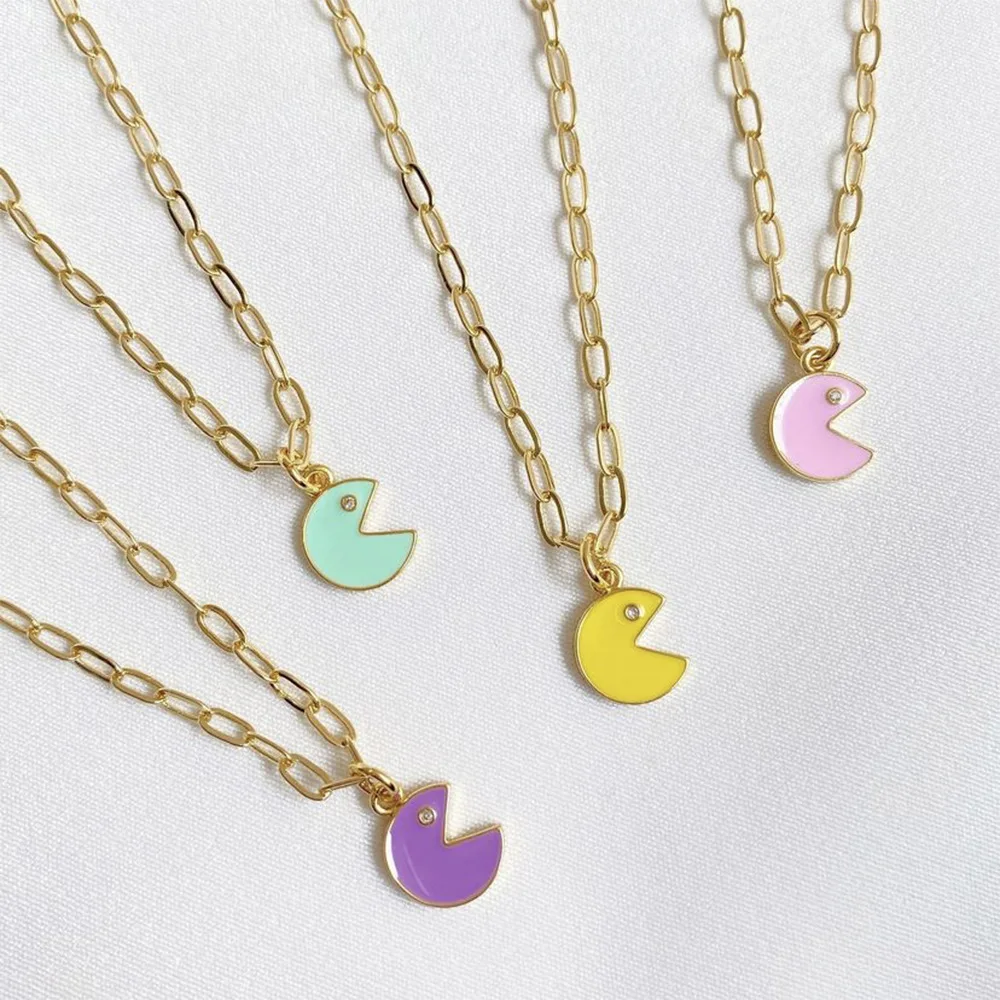 

Hollow Out Drop Oil Metal Necklace Funny Creative Happy Face Enamel Pendant Necklaces for Women Statement Jewelry Accessories
