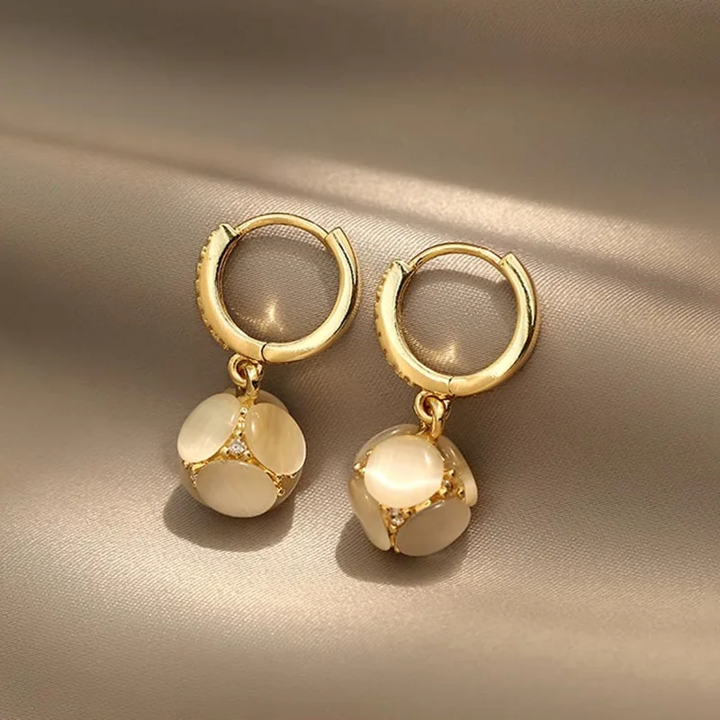 

Korean Style Creative Opal Earrings Women New Trend Niche Design Exquisite Sense of Premium Sweet Wind Copper Alloy Gift