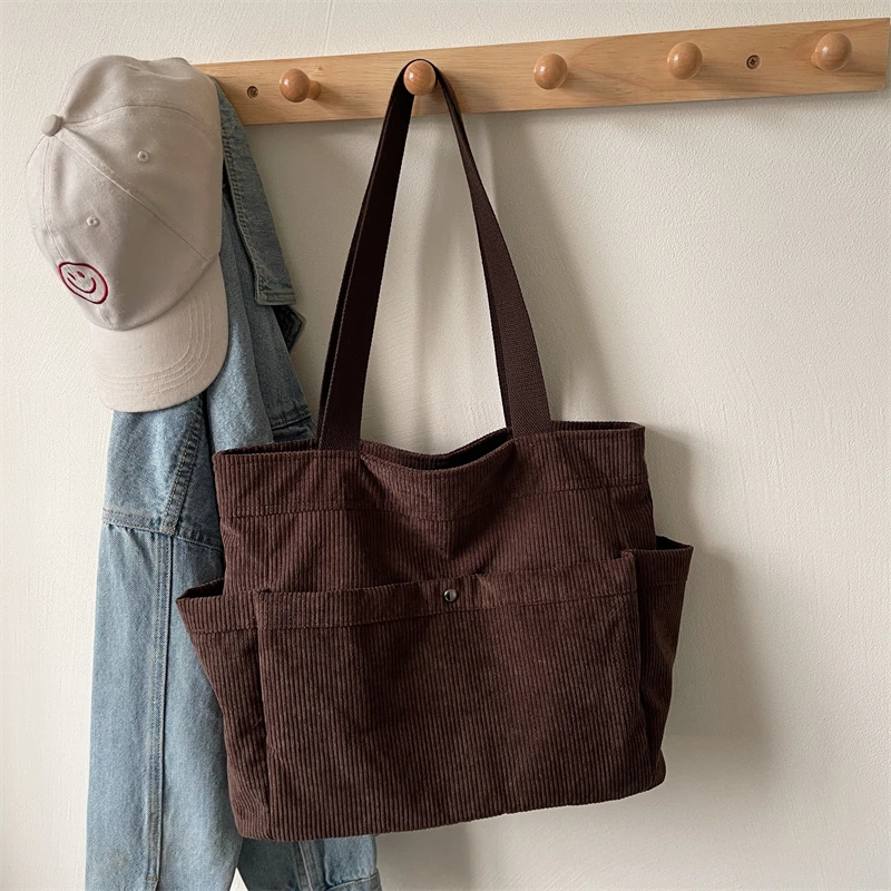 Удобная вместительная женская сумка Новинка осени 2024 легкая прочная