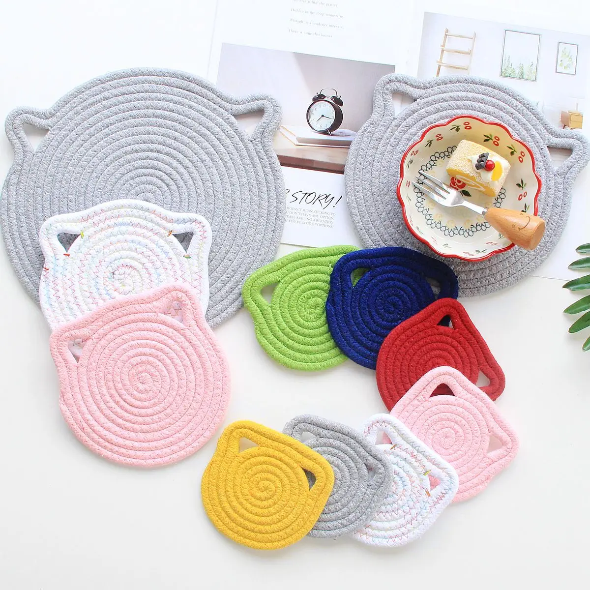 

Kitchen Gourmet Background Placemat Insulation Mat Cat Ear Shape Coaster Cat Cotton Thread Pot Mat Kitchen Accessories