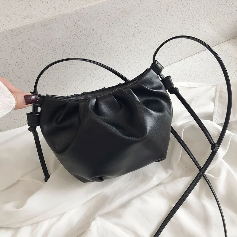 

Bucket Bag Cloud One-shoulder Female 2020 New Korean Girl One-shoulder Oblique Cross Bag Texture Mini Pleated Dumpling Bag
