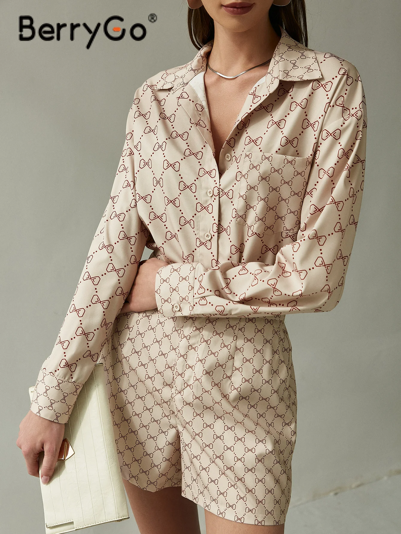 Женский комплект из двух предметов BerryGo элегантный атласный Шелковый с длинным