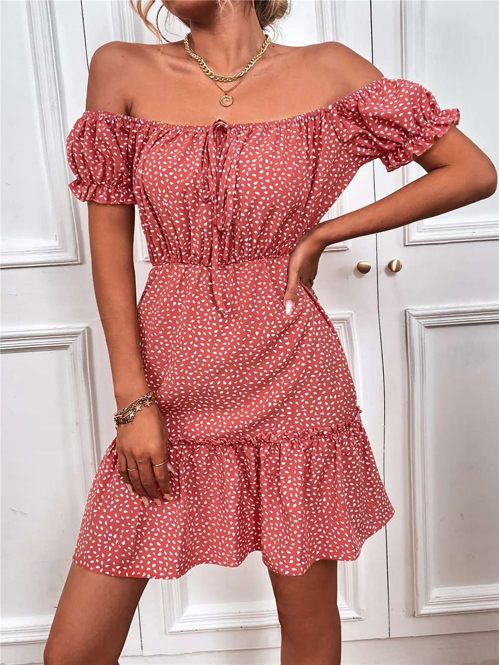 

Новинка 2022, летнее женское платье, повседневное милое пляжное мини-платье с богемным принтом, женское сексуальное облегающее платье с откры...