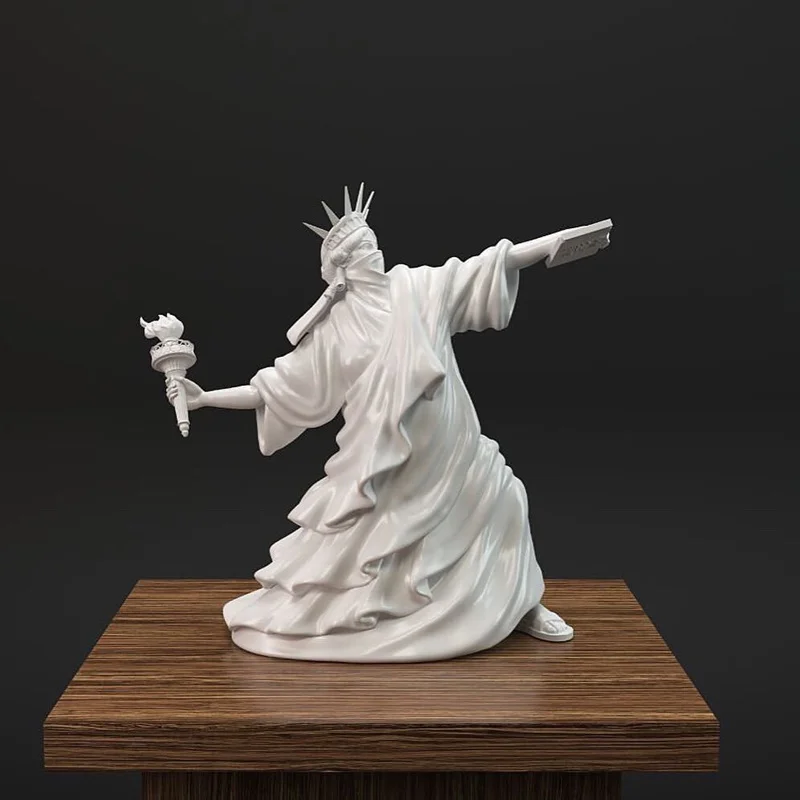 

Modern Statue Throw Torch Riot of Liberty Fine London Art Fair Resin Sculpture Home Decoration Accessories Decor Best Gift