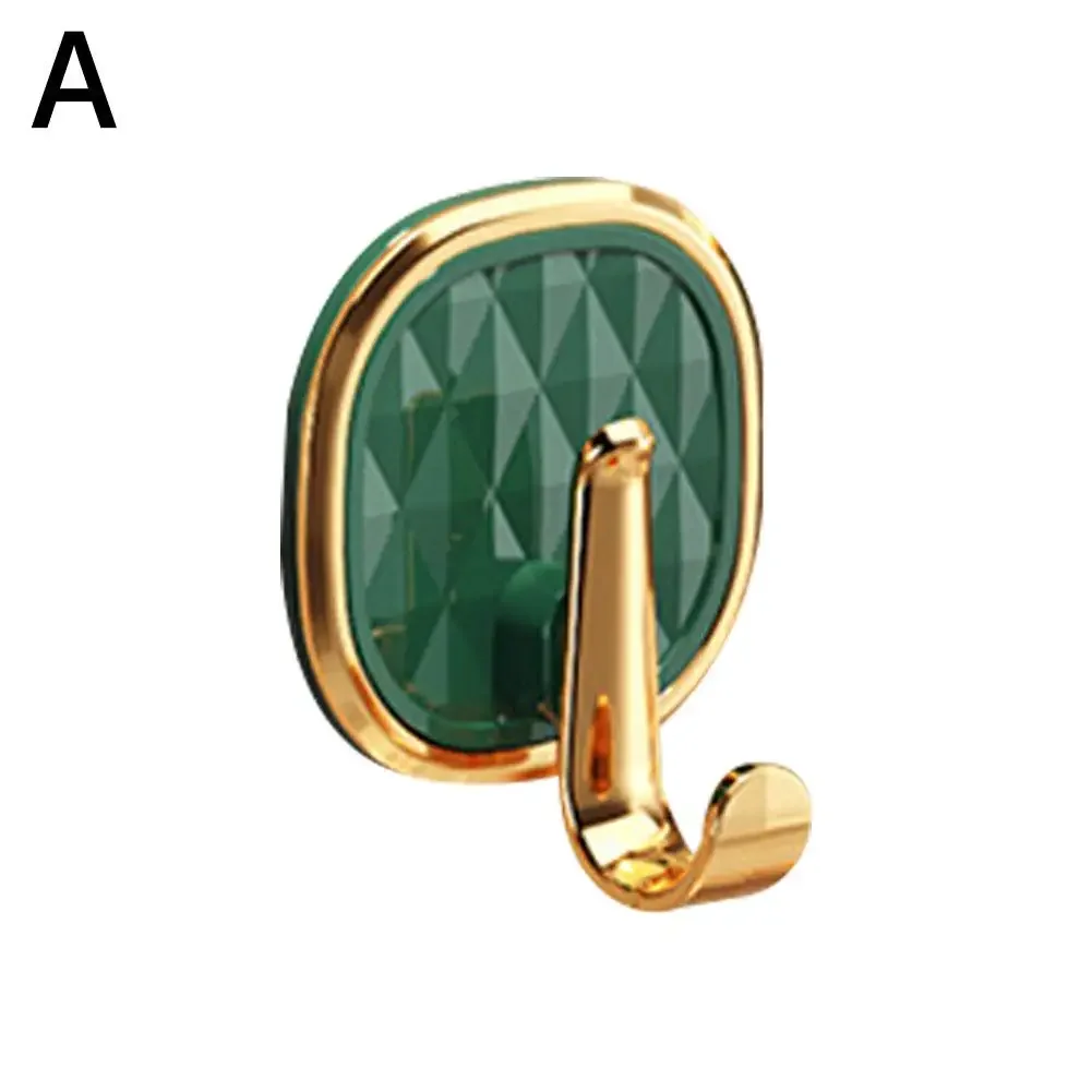 

Пластиковые крючки для стен