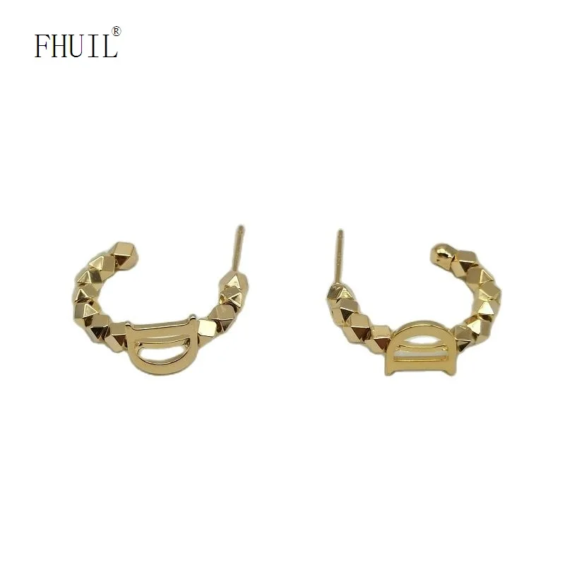 

Luxury C-Shaped Design Stud Earring for Women 2023 Trending Korean Japanese Ins Fashion Jewelry Party Wedding Girls Gift New