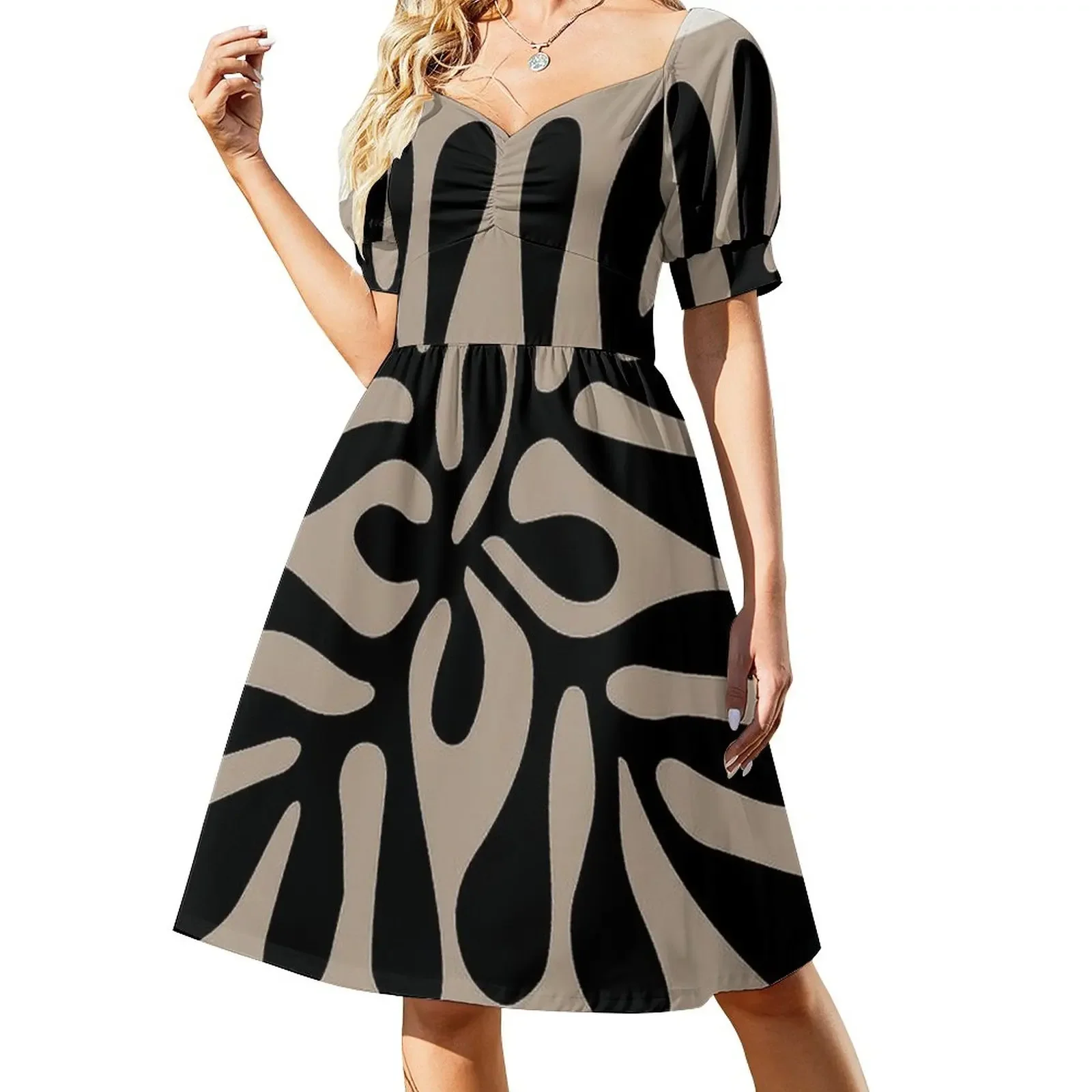 MATISSE: Papiers Decoupes Aix En Прованс рекламное платье с короткими рукавами и