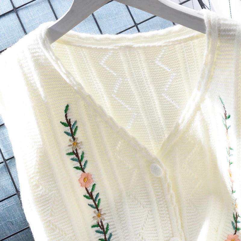  Короткий свитер с вырезом женский жилет свободный осенний новый японский модный