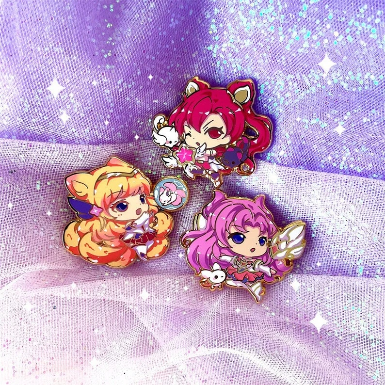 Фото Эмалевая брошь Starguardian Ahri Jinx Kaisa №1
