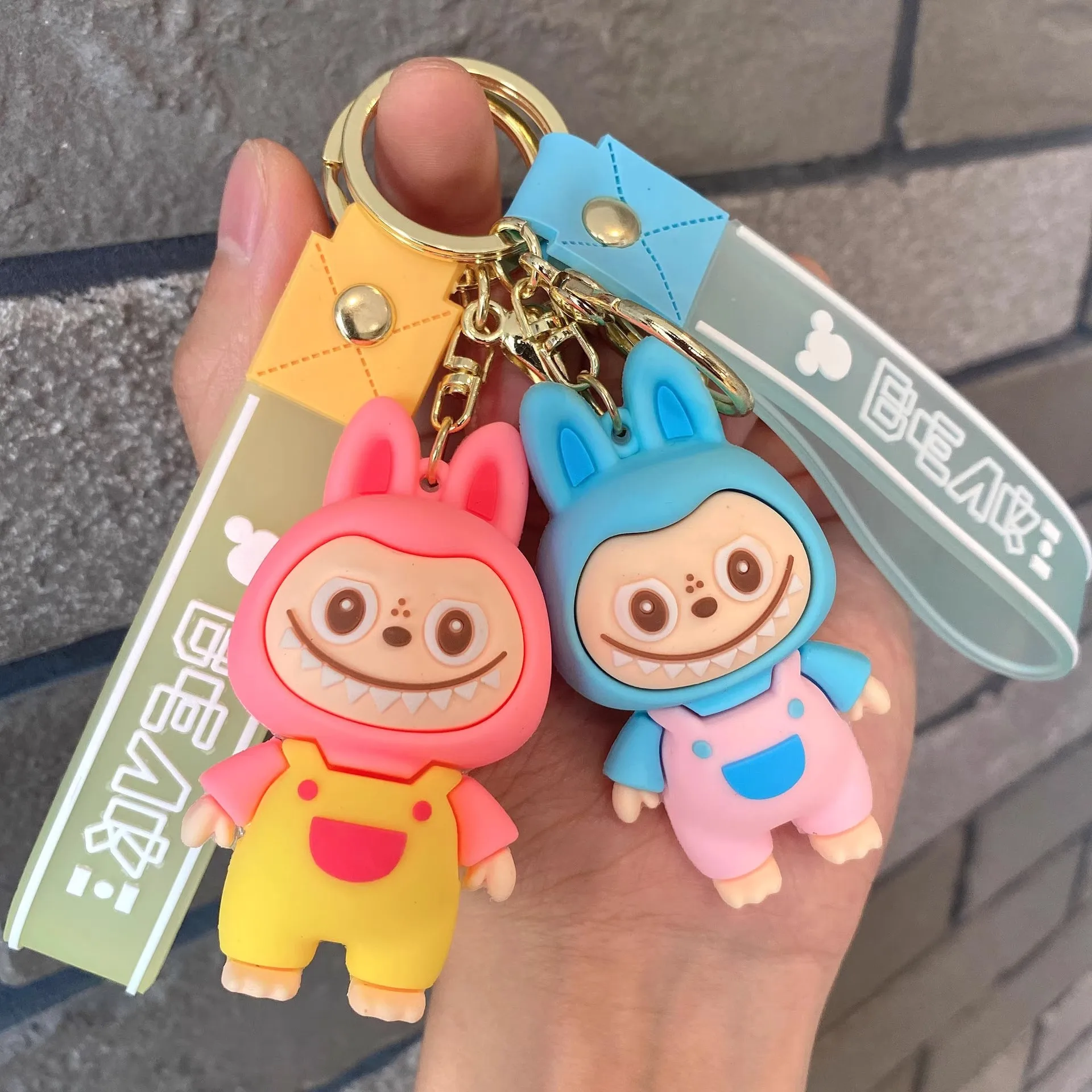 Милая овечка Labubu мягкая резиновая кукла мультяшный брелок для ключей от