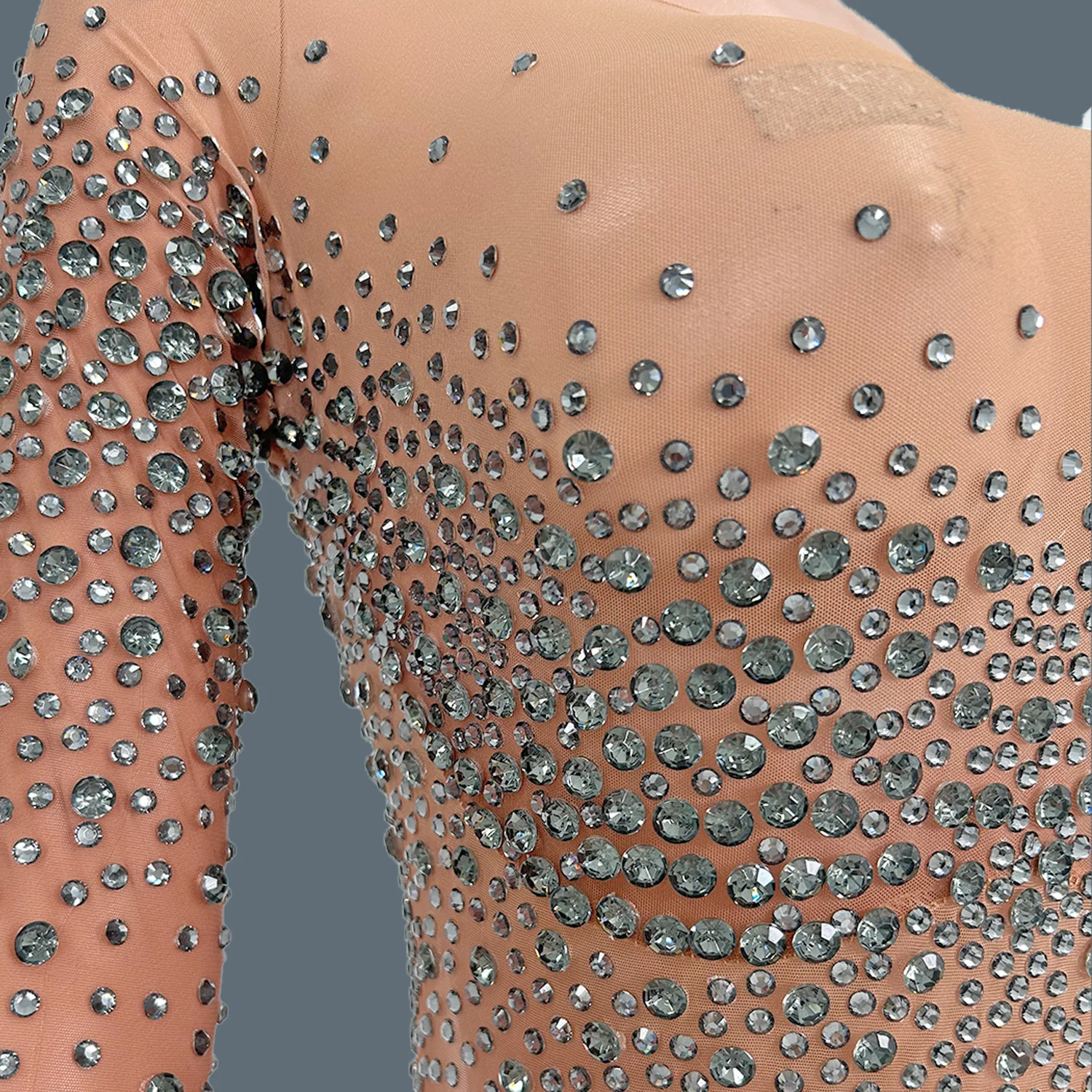 Женский сценический комбинезон со стразами