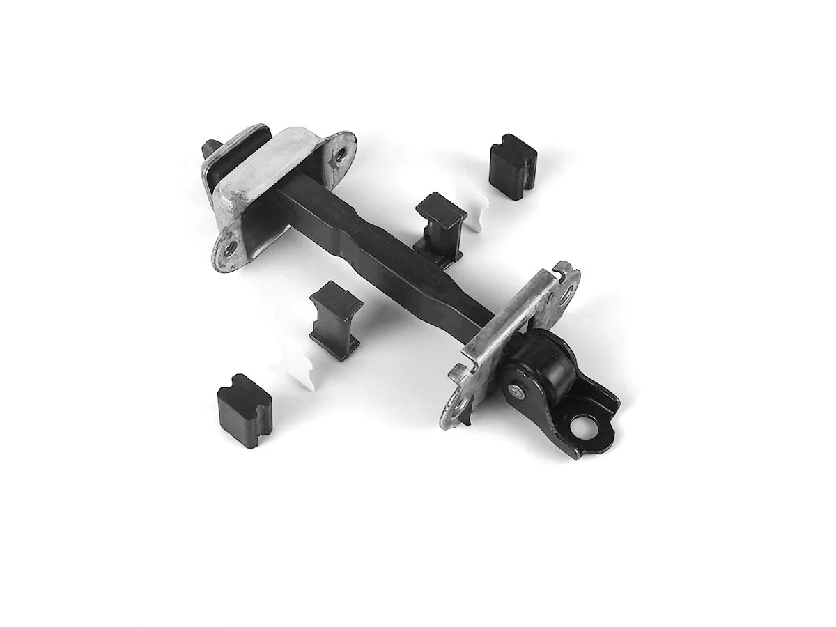 Ремкомплект ограничителей дверей для Nissan CEFIRO (II) A32 (2 двери тип 30) 01.1995-2000 |