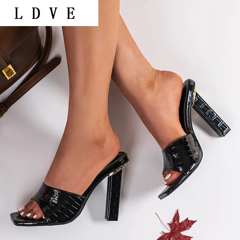 

2022 Zapatillas Mujer TOTEM Sexy Women Shoes Concise New Fashion Slipper Casual PU Squared Toe Stiletto Heels Size 35-42