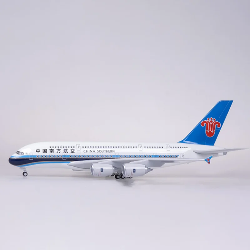 

1:160 Scale 45.5cm Model Airplane A380 China Southern Airline Aircraft Toy With Light And Wheel Diecast Resin Plane Collection