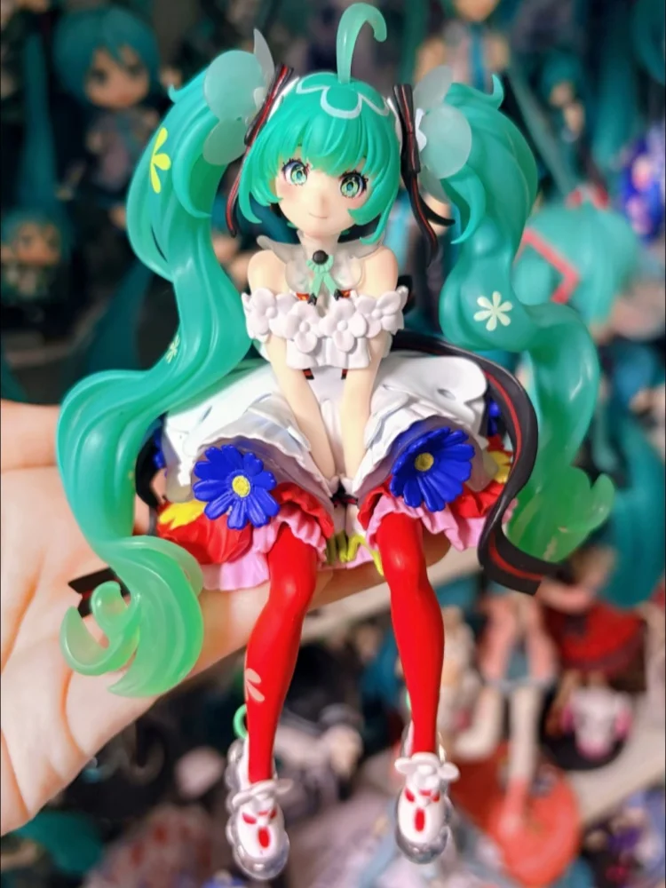 Фото Фигурка-стоппер для лапши FuRyu VOCALOID Japan Live Tour Yoneyama Mai, 14 см, статуэтка виртуальной певицы, настольное украшение, игрушка, подарок №5