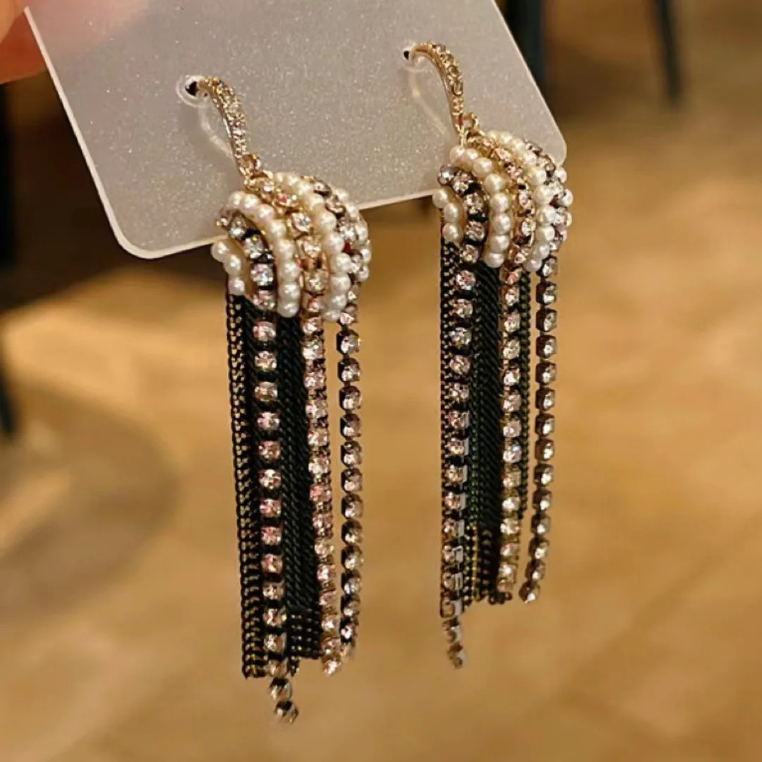 

Luxury Dangle Earring Gothic Designer Earrings Vintage Long Tassel Water Drop Pendant Charming women's Jewelry Christmas Gift