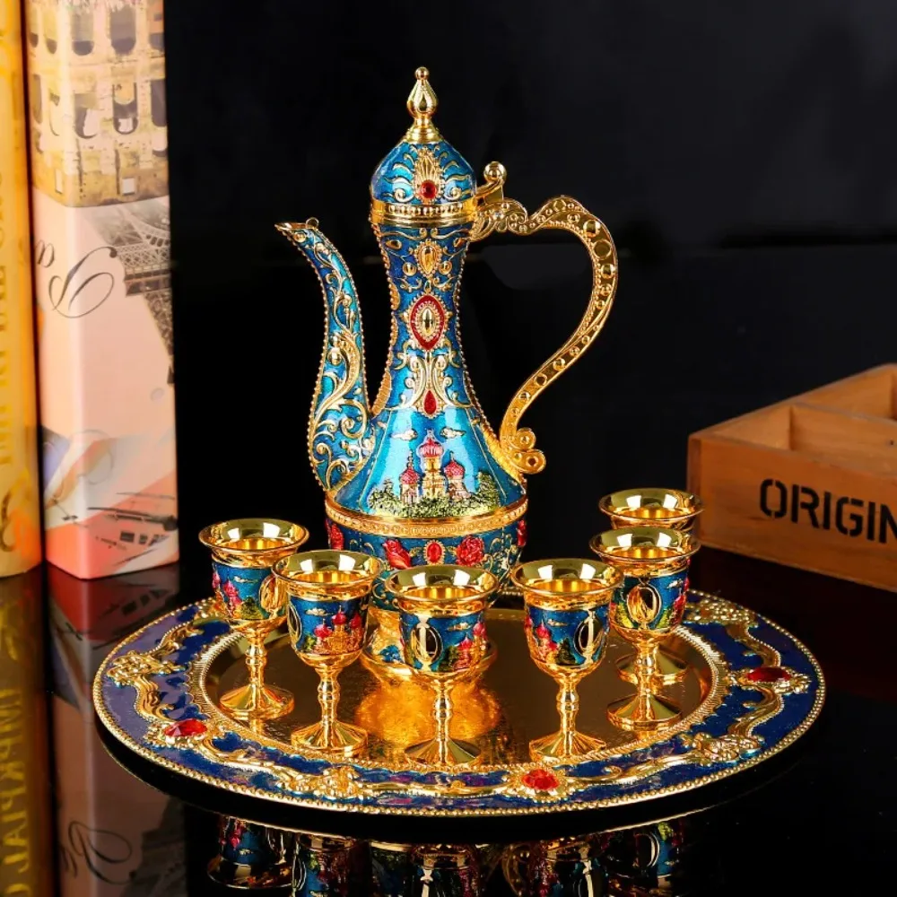 

Европейская архицированная металлическая фляжка для России