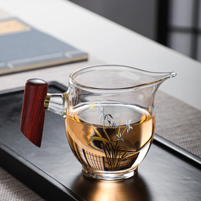 

Japanese-style Tea Set Wooden Handle Glass Fair Cup Thickened Heat-resistant Tea Dispenser Kung Fu Tea Set Accessories Tea Sea