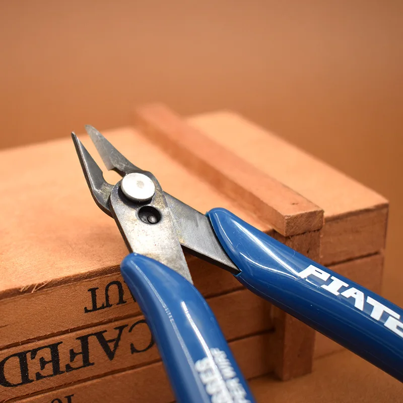 1шт Миниатюрный плоскогубец для обрезки проводов, резки линий и кабелей, электрический щипец, инструмент для снятия изоляции, мультитул, нож-стриппер, кримпер, прессовочный инструмент