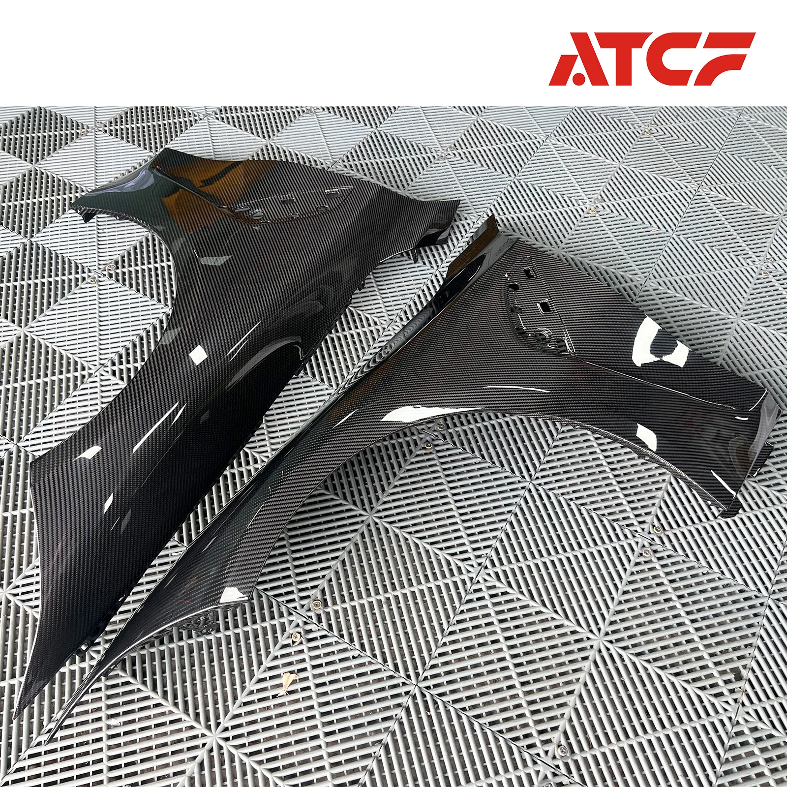 Крылья из углеродного волокна для BMW G80 G81 M3