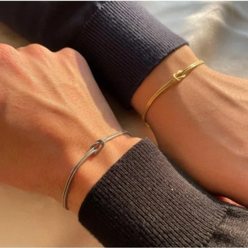 Fashion Versatile Simple Couple Models Love Knot Snake Chain Men Women Delicate Friends Gift Bracelet Arm Jewelry Accessories