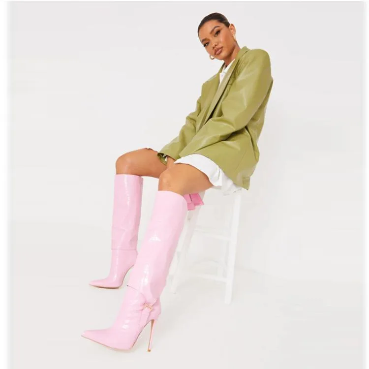 

Зимние сапоги до колена с острым носком и металлической пряжкой