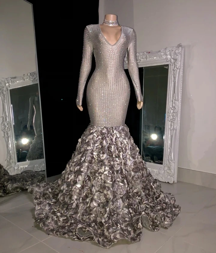 

Luxury V-neck Long Sleeves Black Girls Prom Dresses Mermaid Style Beaded Floral Prom Party Gowns