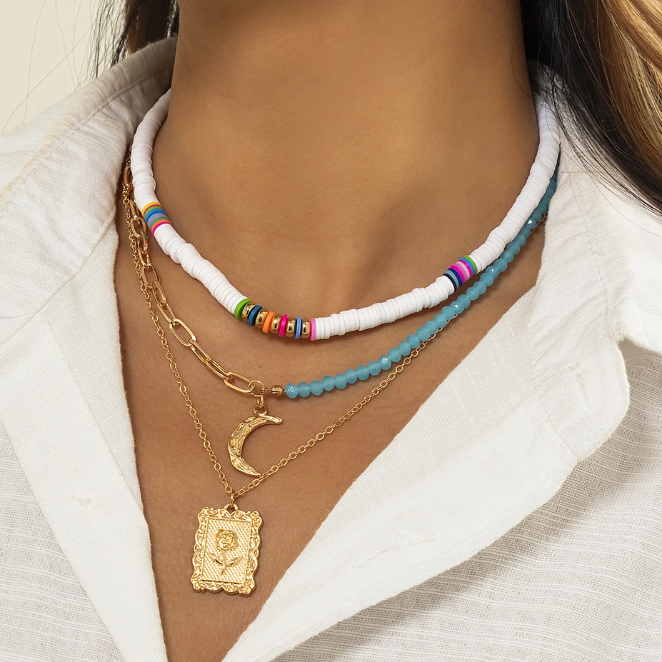 Женское геометрическое ожерелье из мягкой полимерной глины |