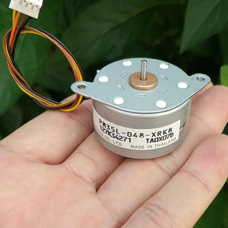 Круглый шаговый двигатель Micro NMB PM35L 35 мм 2-фазный 4-проводной с 8 зубьями 7 5 градусов