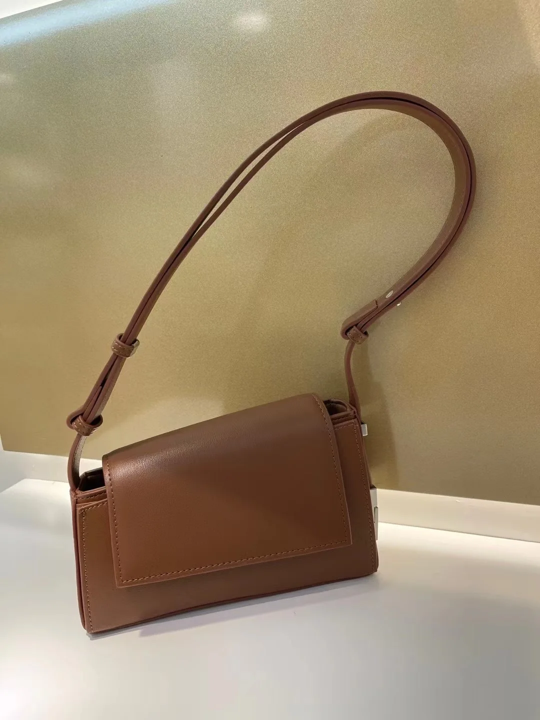 

2022 New Irregular Geometry Cow Leather Shoulder Bag Handbag
