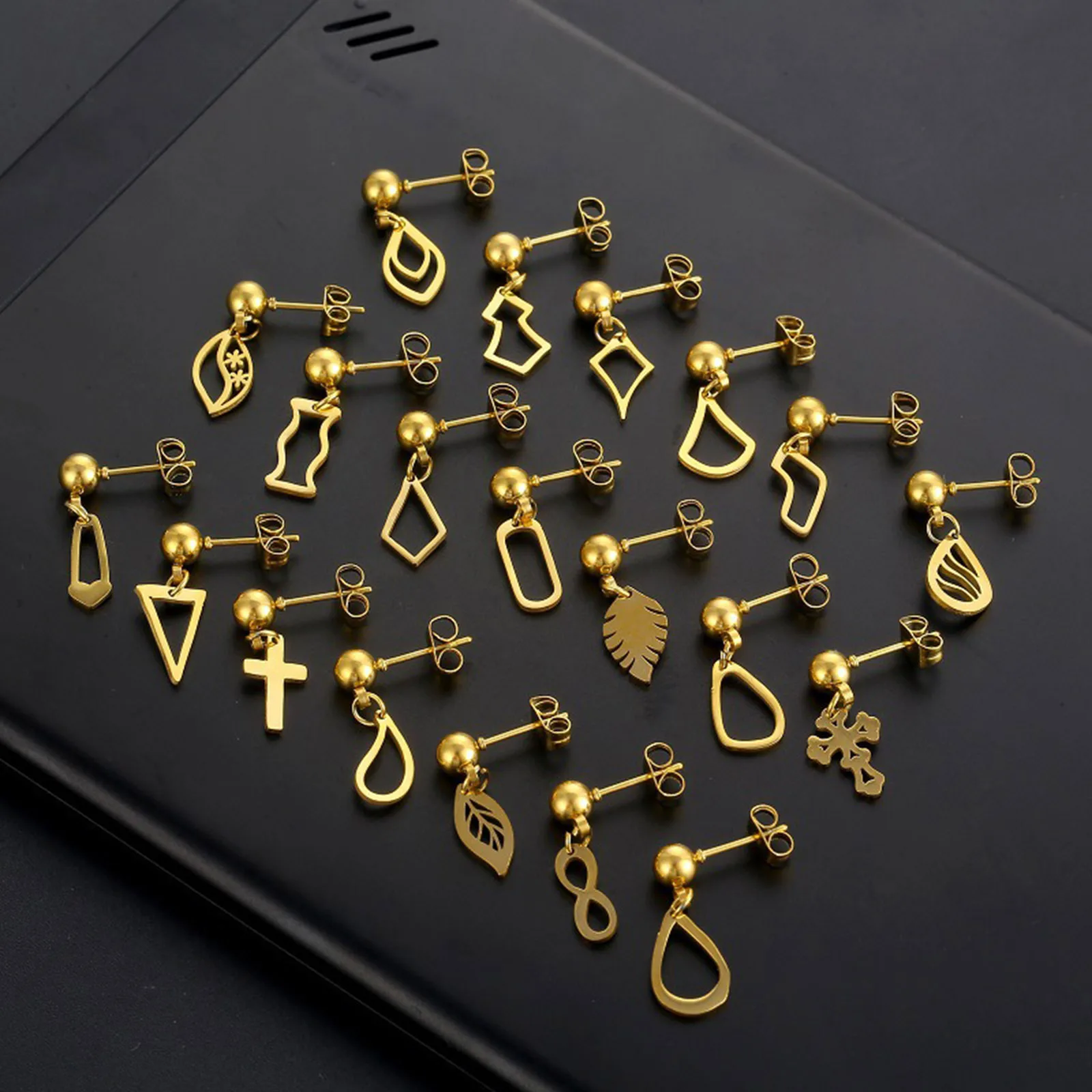 

1 Pair Gold Color Titanium Steel Ear Post Stud Earrings Geometric Metal Pendant 15mm Earrings Women Men Party Fashiin Jewelry