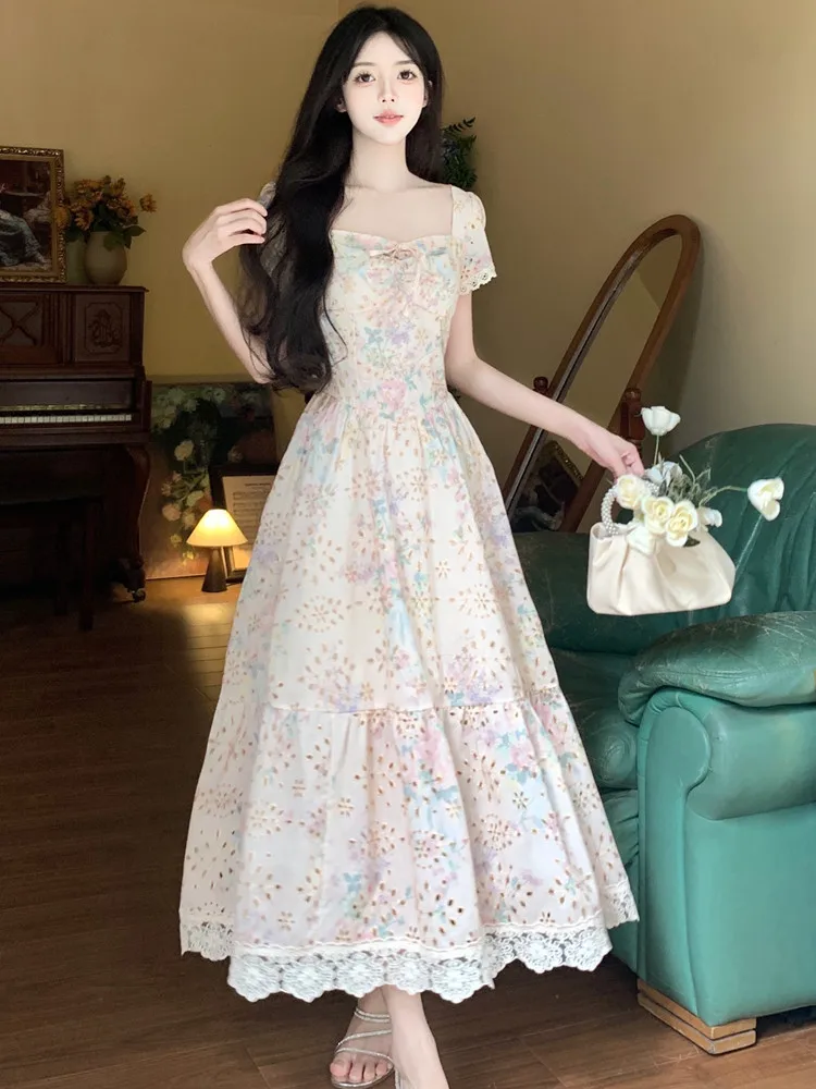 Платье женское длинное с вышивкой ажурное милое приталенное платье квадратным