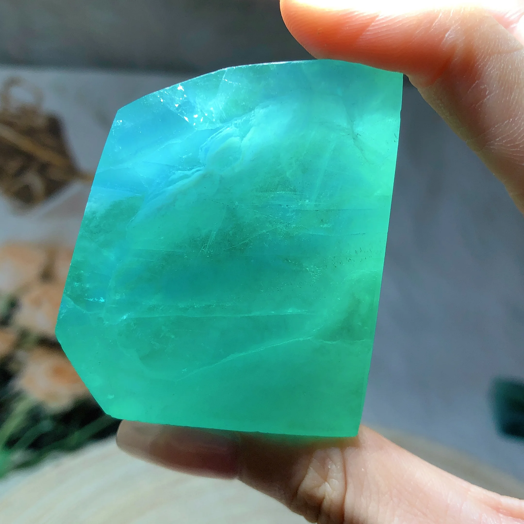 Натуральные кристаллы Ocean Blue Fluorite Freeform радужные вспышки лечебные камни высокого