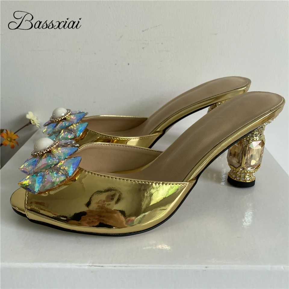 

Laser Crystal Pearl Buckle Lady Mules For Girls Jeweled Diamond Heel Patent Leather Slingbacks Women Sandals Summer