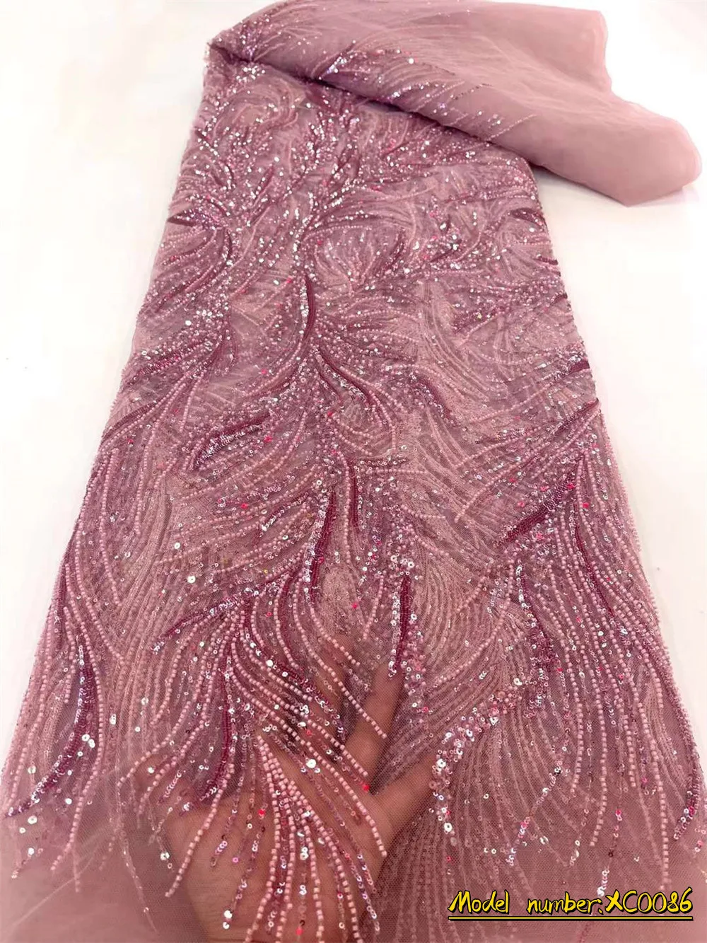 

2022 Luxury African Handmade Beads Laces Fabrics Embroidered French Tulle Lace Fabric with Sequins For Wedding 5Yards Sew XC0086