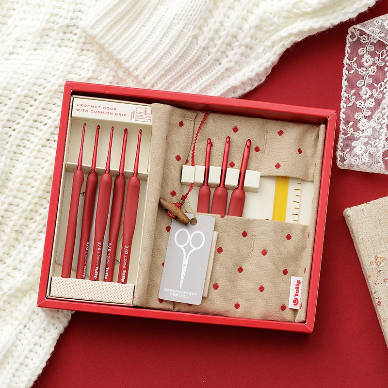 

New Japan Tulip ETIMO Brand Red Crochet Hook Aluminum Resin Knitting Needles diy Original authentic Imported from Japan 1.8-5mm