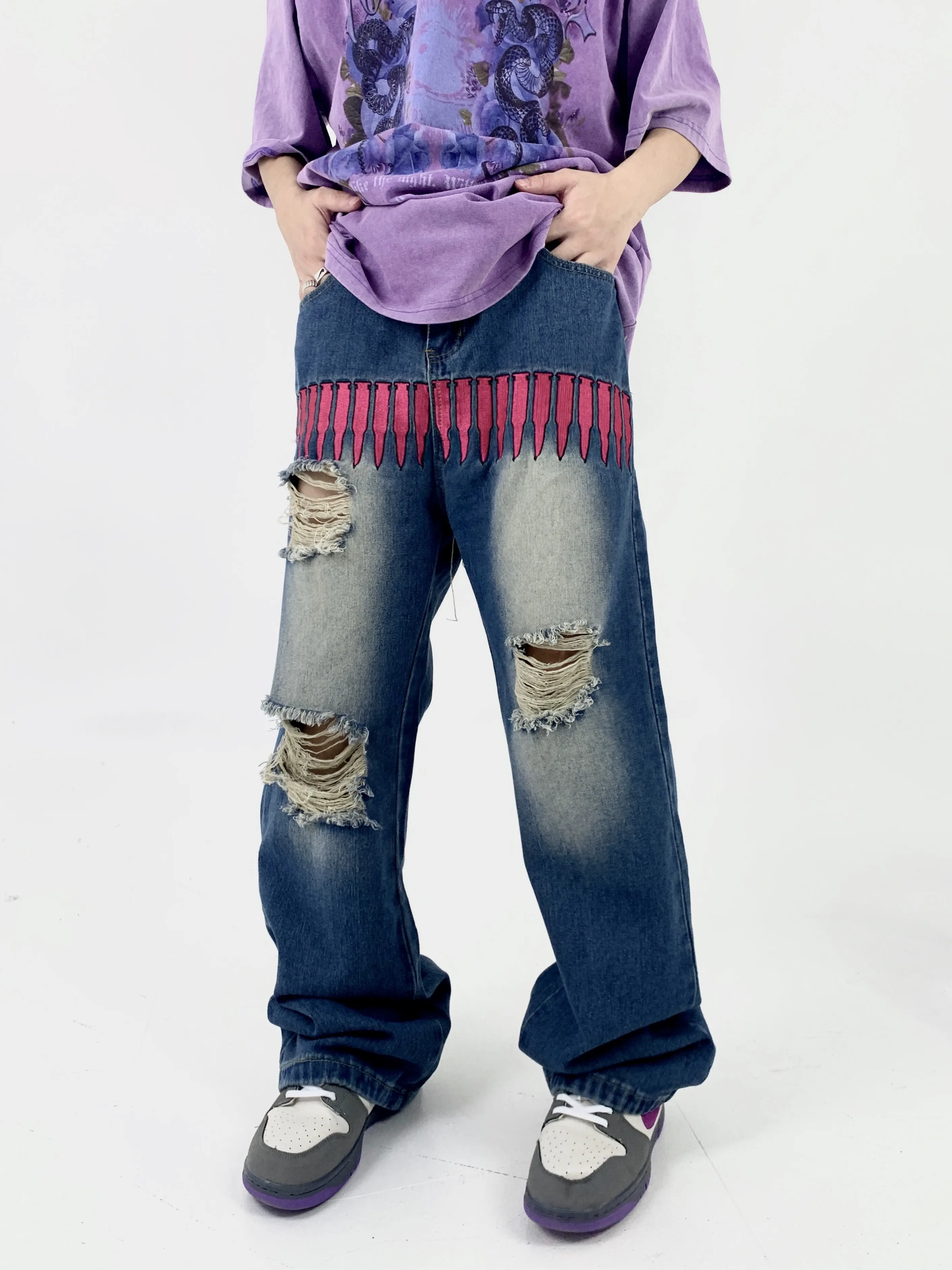 Four Seasons Retro Bullet Embroidery Ripped Jeans Men's High Street Ins Trend Loose Straight Trousers Streetwear Ins Hot Sale