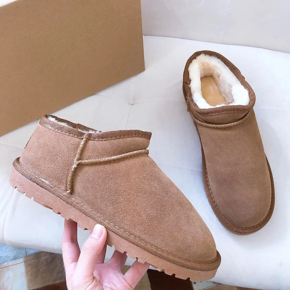 

2023 Winter Boots Fur Ladies Snow Boots Real Sheepskin Wo Low-cut Warm Fur Shoes Man and Women Winter Short Boots Super Mini