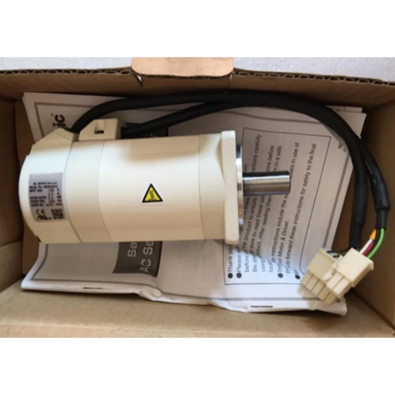 

Новый оригинальный Серводвигатель MSMA042A1C 400 Вт