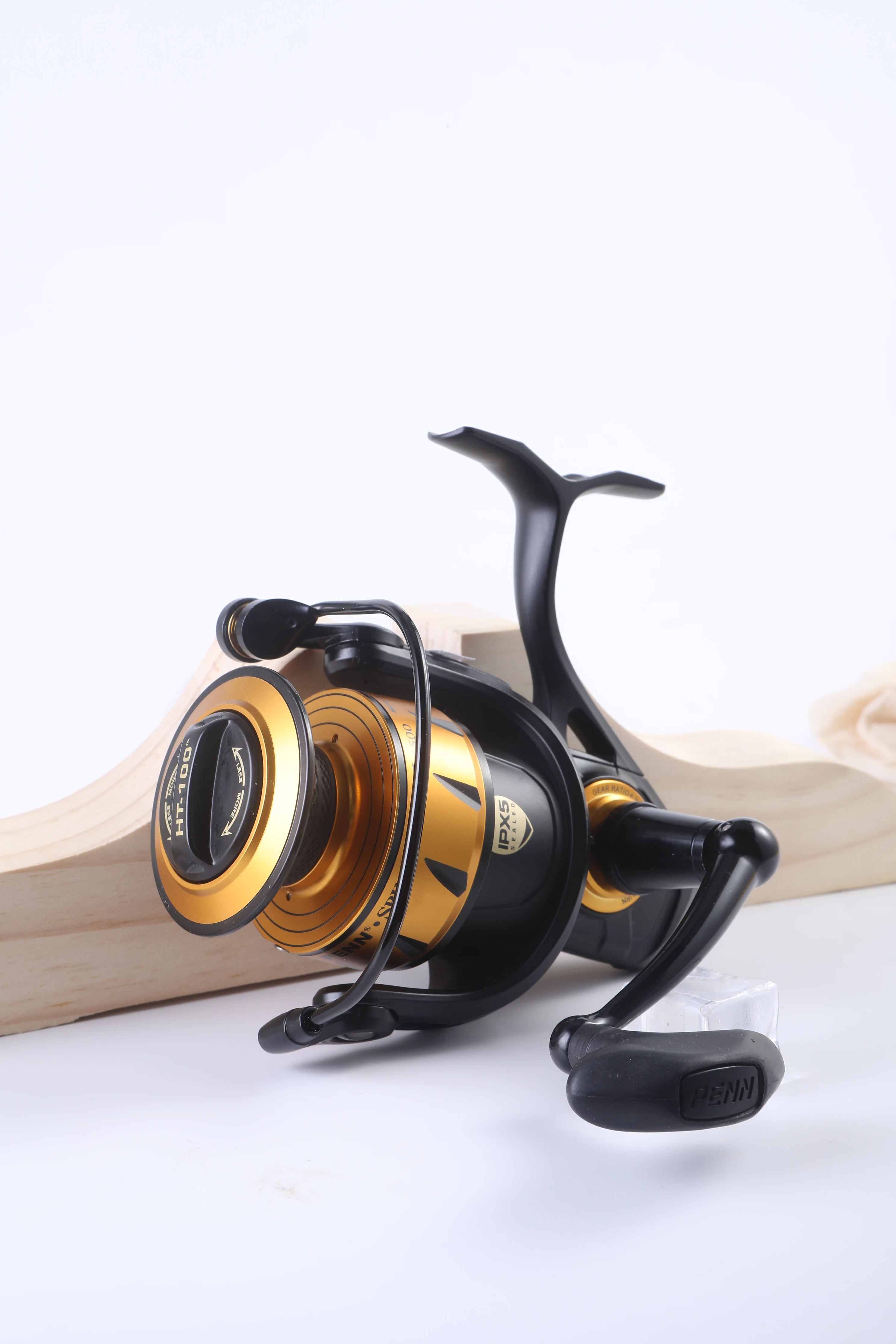 

100% Original PENN Spinfisher VI SSVI 2500-10500 Metal Body Spinning Fishing Reel 5+1BB IPX5 Sealed Design Big Sea Saltwater