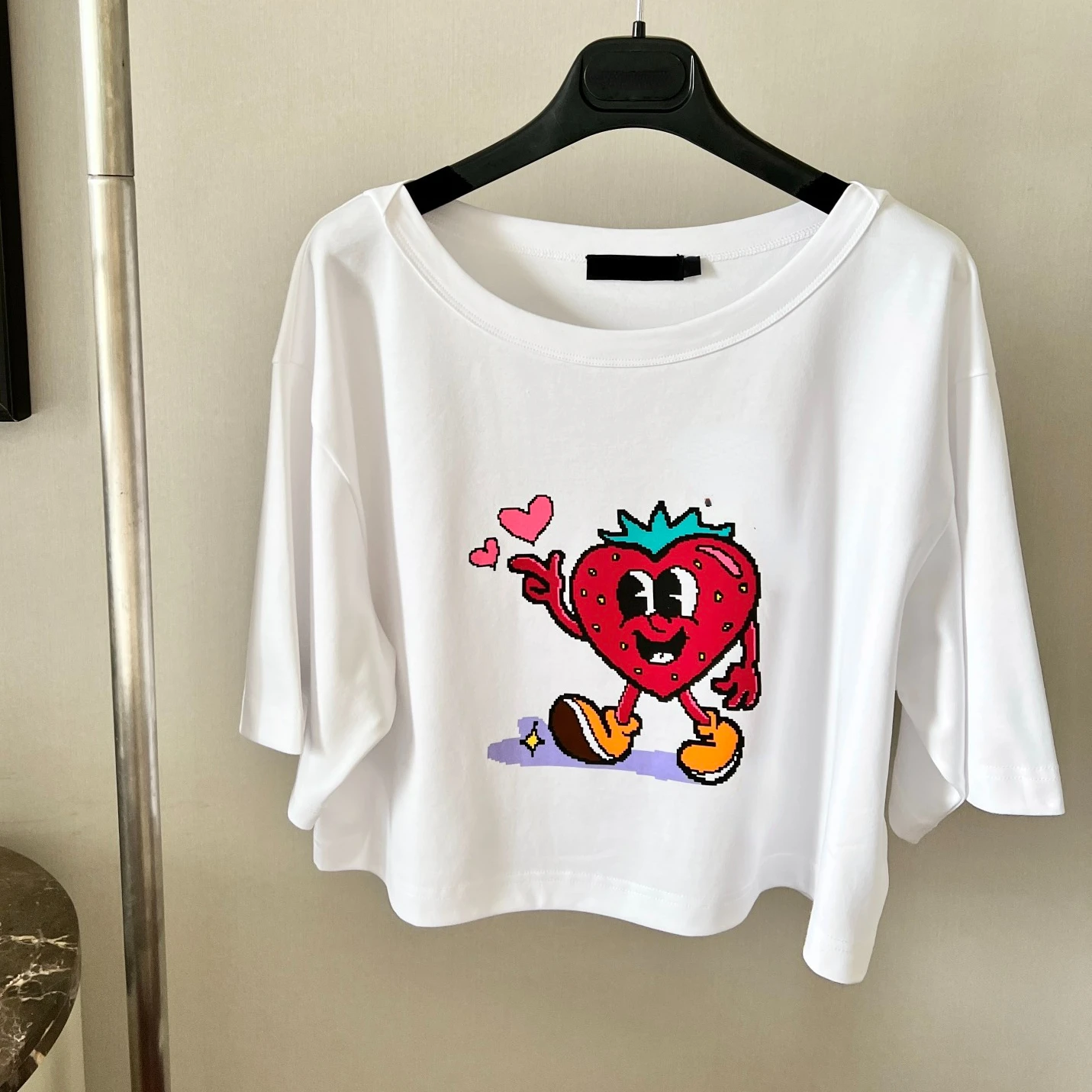 

Top Quality Spring Summer 2022 New Luxury Women's Short Sleeve Heart Pinting T-Shirt Lady Shirt Top