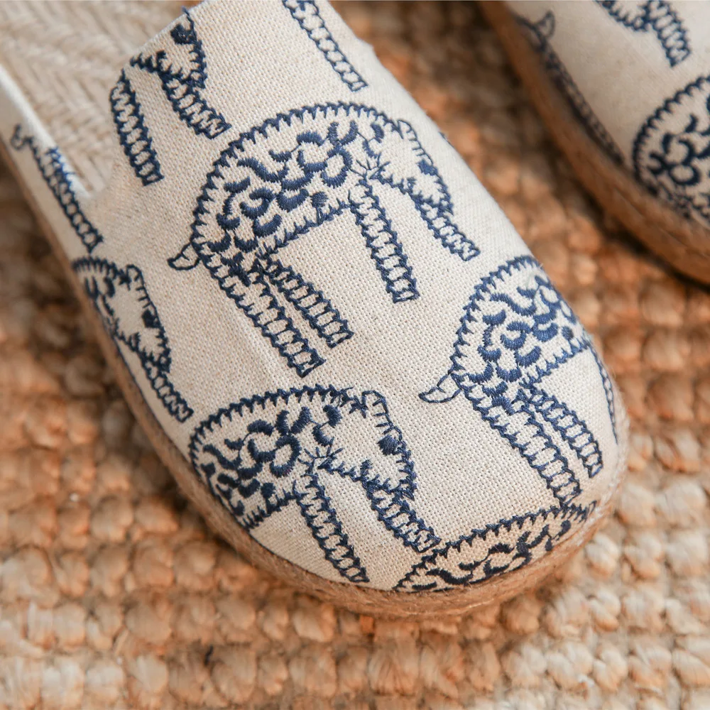 Women Casual Linen Handmade Embroidery Mules Flat Slippers Retro Vegan Summer Ladies Canvas Comfortable Espadrille Shoes