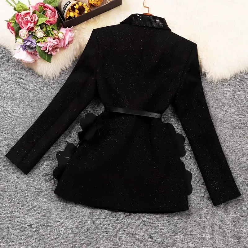 Женский блейзер с поясом приталенный Блейзер объемными цветами и перьями модная