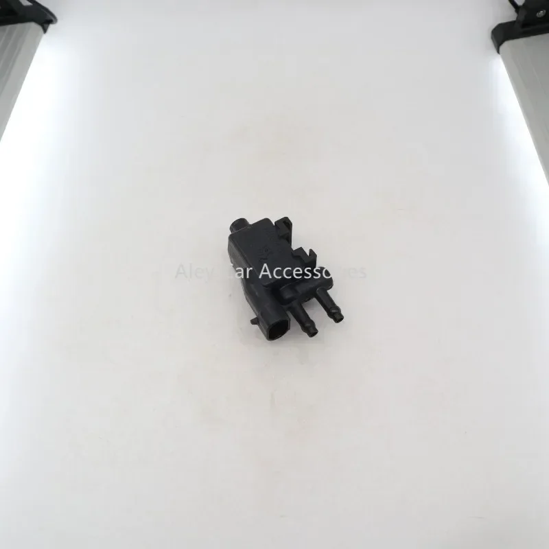 Фото Оригинальный новый 96334843   Соленоид продувки канистры пара для Buick Excelle для Chevrolet KALOS AVEO OPTRA LANOS EPICA LACETTI №3