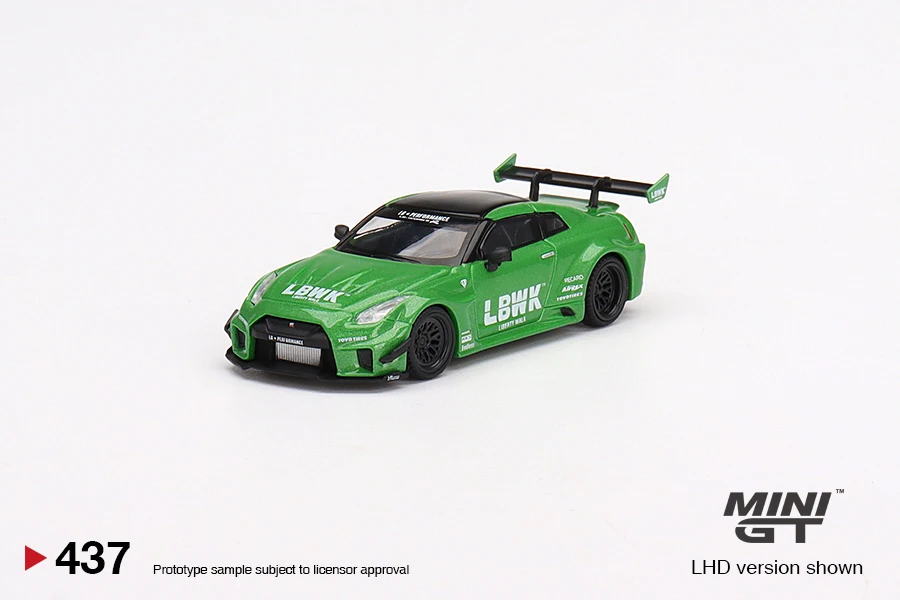 

MiniGT 1/64 LB-Silhouette WORKS GT 35GT-RR Ver.2 Apple Green Diecast Model Car Collection Limited Edition Hobby Toys